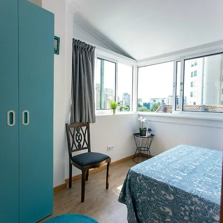 Friends & Family Tree Apartment *