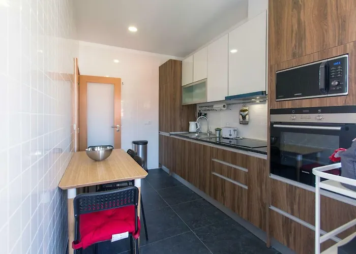 Friends & Family Tree * بورتو