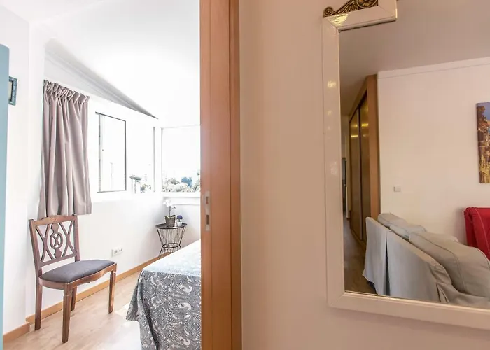 Apartman Friends & Family Tree *